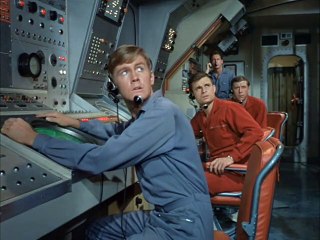 Viaje al Fondo del Mar, 02x17, El Fantasma Ataca