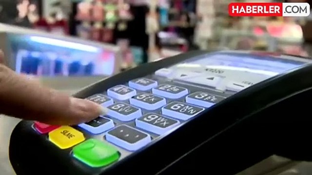 Kredi kartı limit kesintisi nedir, ne kadar? Kredi kartı limit vergisi yasalaştı mı?