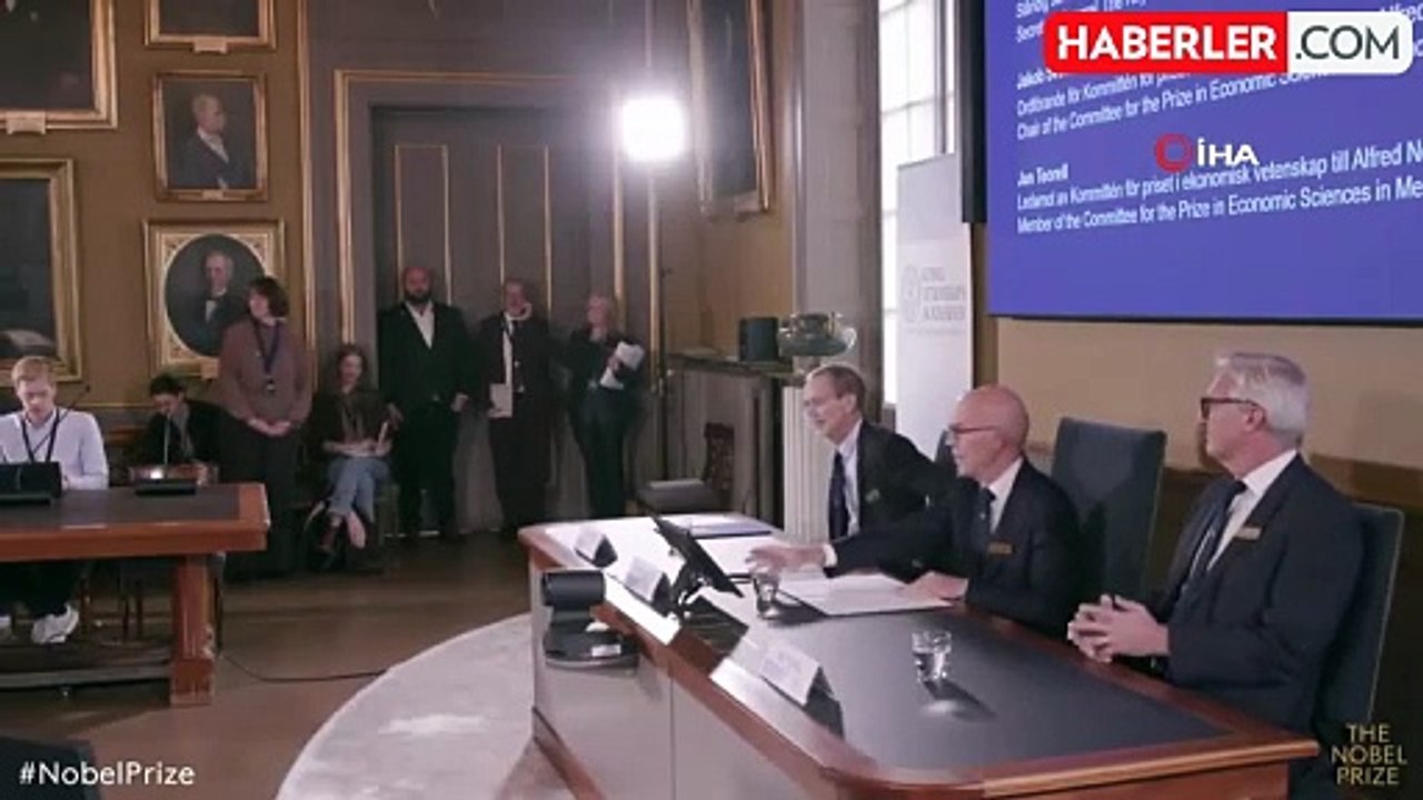 İsveç Kraliyet Bilimler Akademisi, Nobel Ekonomi Ödülü'nü "kurumların nasıl oluştuğu ve refahı nasıl etkilediği konusundaki çalışmaları nedeniyle"...