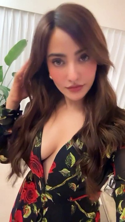 Neha Sharma  actor latest Video