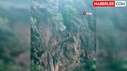 Uçurumda Mahsur Kalan Çoban ve 6 Koyun 4 Saatte Kurtarıldı