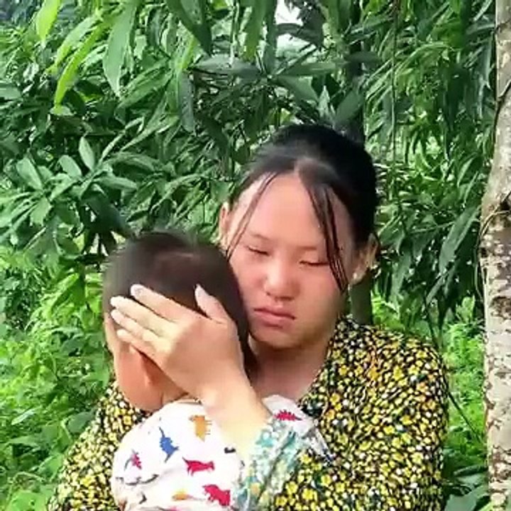 Poor single mother life