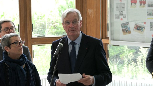 Hommage à Samuel Paty et Dominique Bernard : le Premier ministre au collège de Conflans pour la minute de silence