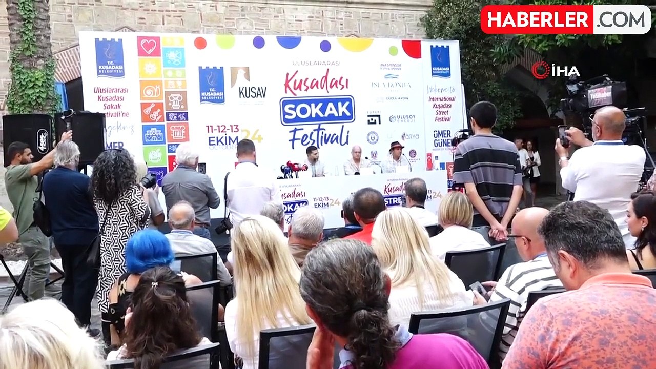 Kuşadası Sokak Festivali coşkusu uluslararası arenaya taşındı