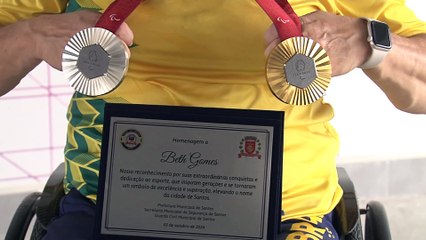 GCM passa por capacitação e faz homenagem à Beth Gomes