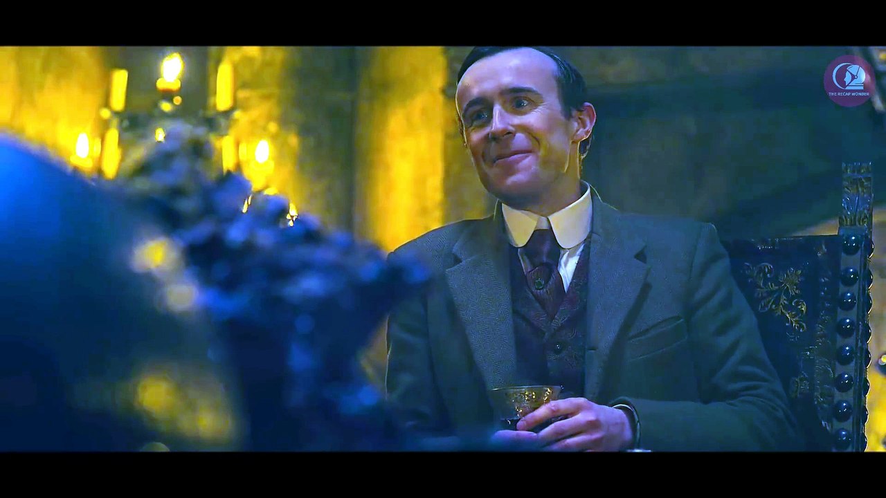 After 100 years walking under the sea,Vampire  Dracula encounters his nemesis, Van Helsing