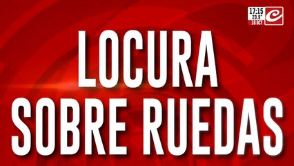 Video herunterladen: Pasajero subió listo para robar: a sangre fría, apuñaló varias veces al chófer