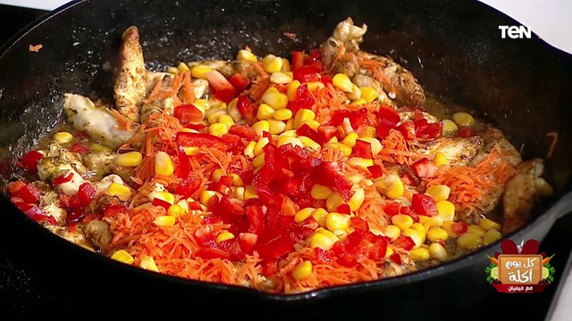 طريقة عمل ساندوتش رول الدجاج بالجبن والثوم مع الشيف فيفيان فريد