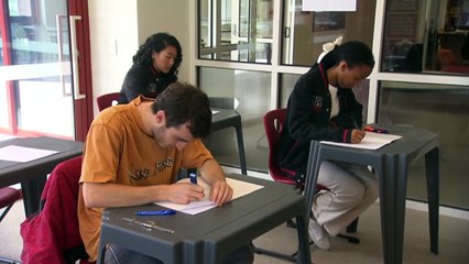 More than 76 thousand High School student begin written tests