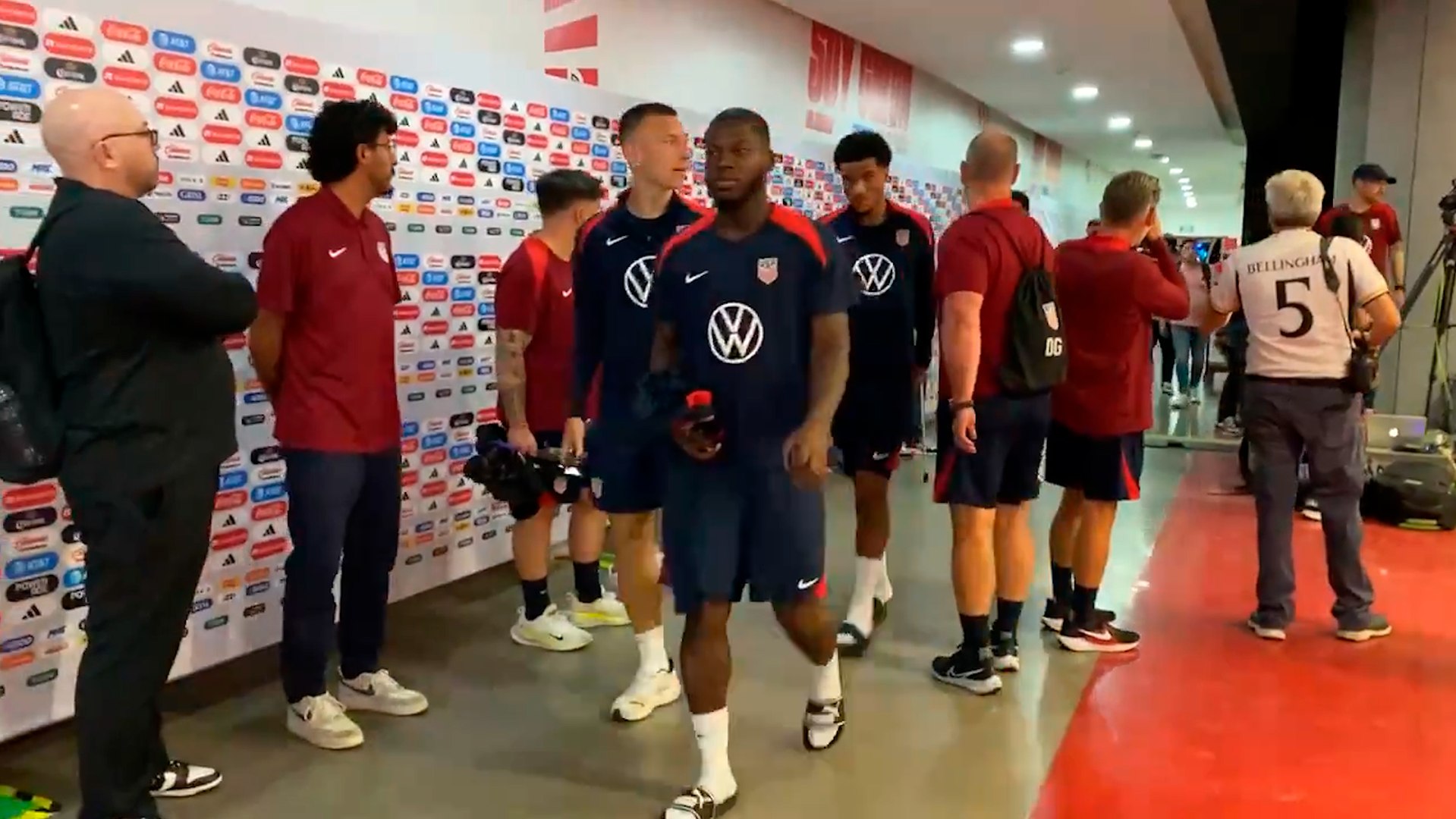 Seleccin de Estados Unidos hace su primer entrenamiento en el Estadio Akron previo al duelo contra Mxico