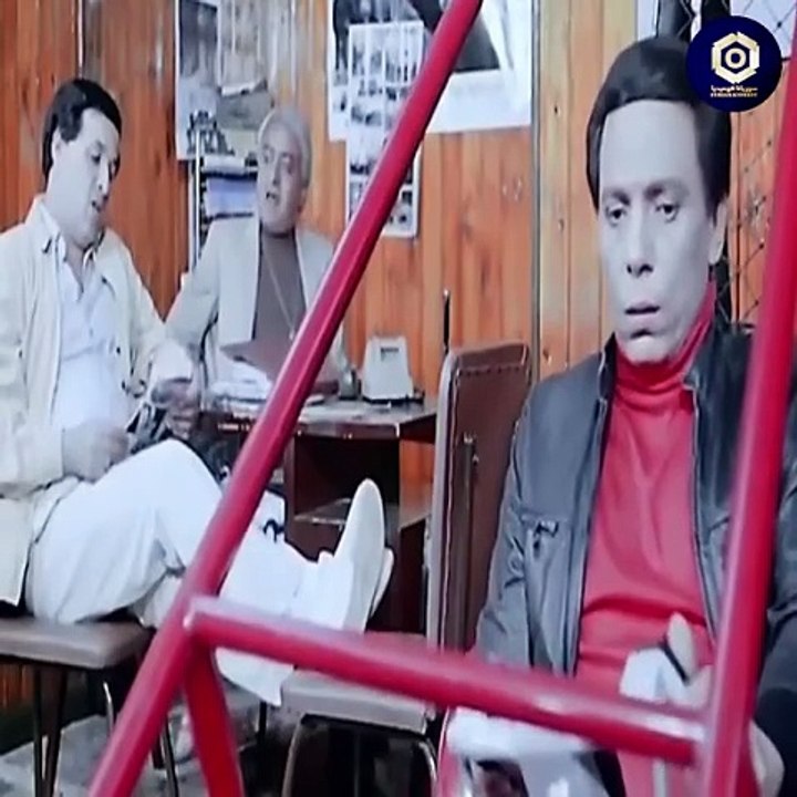 عادل امام يا نعيش عيشة فل يا نموت احنا الكل