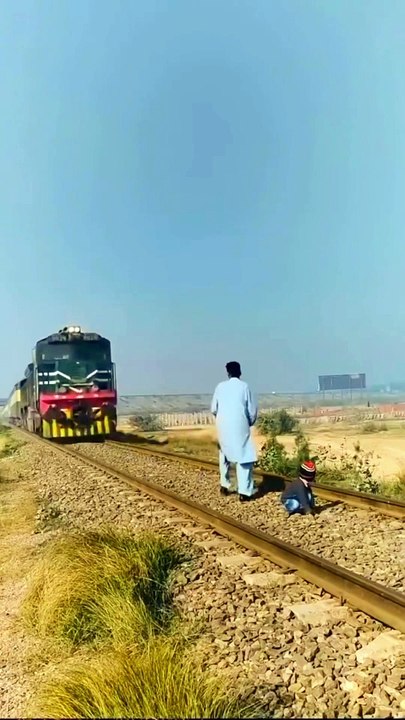 Apa Sih Manfaat Latihan Kaki Di Gym?   #LatihanKaki #LatihanOtotKaki #Gym #GymLife #GymMotivation #PelariKantoRUN