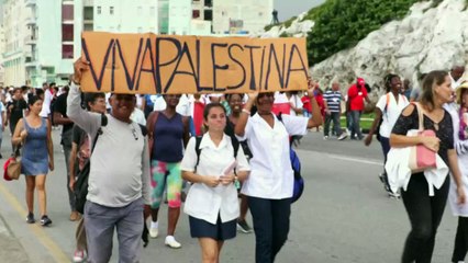 Cubanos marchan en La Habana en solidaridad con el pueblo palestino