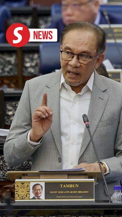 Govt considering legal action against Bloomberg, Anwar tells Parliament