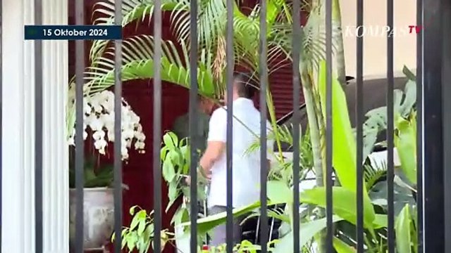 Momen Pramono Anung Sambangi Rumah Prabowo di Kertanegara