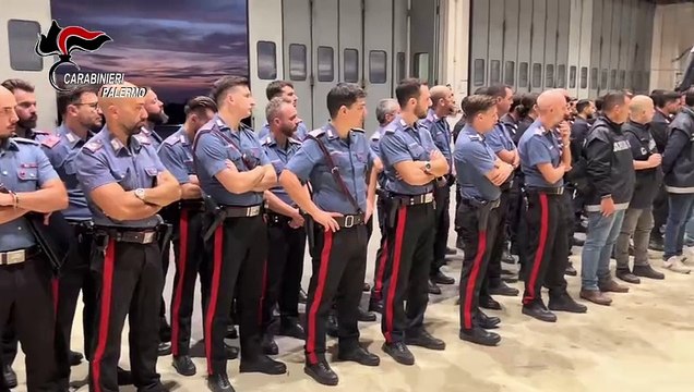 Il video dei controlli dei carabinieri allo Zen