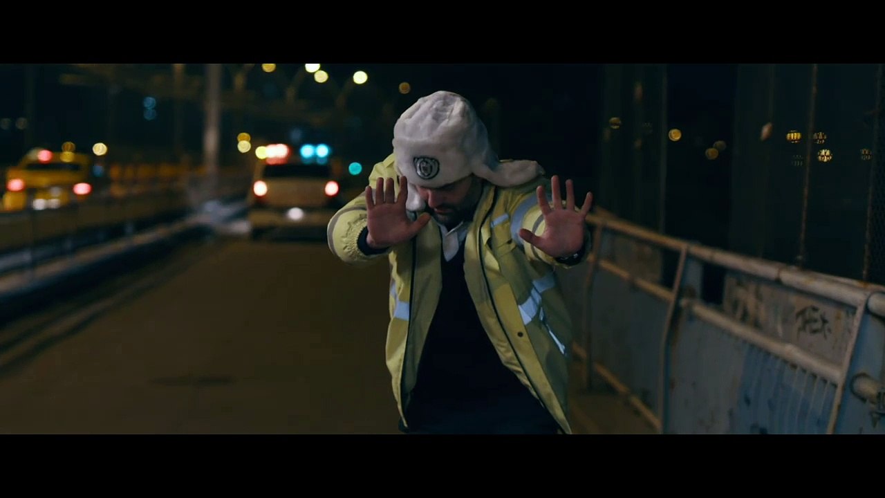 Uneori Ninge Cu Zapada Alteori Cu Intuneric 2021 Film Romanesc Online Gratuit, pe net gratis