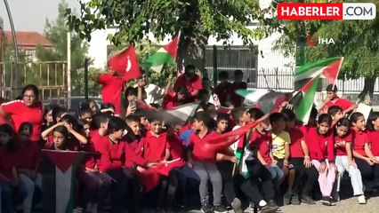 Batman'da Öğrenciler Filistin İçin Gökyüzüne Balon Bıraktı