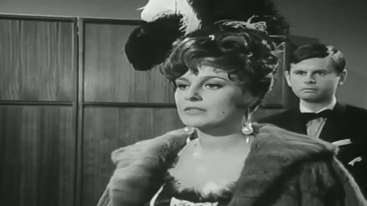 Bettina Schön - Die fünfte Kolonne-Stahlschrank SG III (1966)