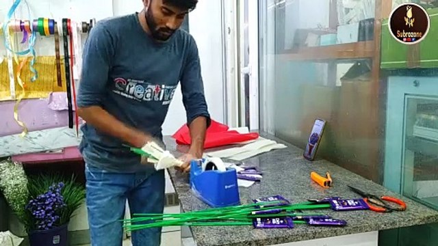 DIY DAIRY MILK CHOCOLATE BOUQUET MAKING! EASY & DELICIOUS GIFT! | Easy Way to Make Chocolate Bouquet