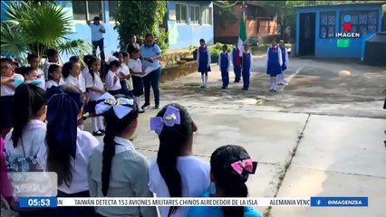 Estudiantes de Guerrero regresan a clases tras el paso del huracán John