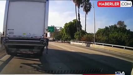 Trafikte yaşanan tartışma silahlı kavgaya dönüştü: 1 kişi öldü