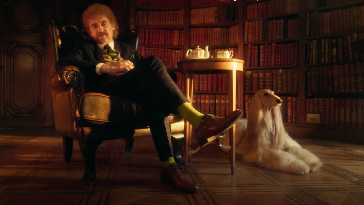 "Les Tuche 5" : Jeff Tuche fait son lord anglais dans un premier teaser déjanté
