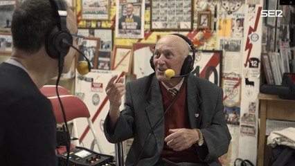 "Pensaron que era sordo y estaba escuchando un partido": el socio nº 1 del Rayo Vallecano cuenta cómo la Cadena SER le ha acompañado toda su vida