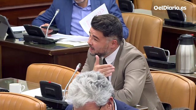 Gabriel Rufián repite su pregunta a Eugenio Pino: “¿Es usted un patriota? ¿Patriotismo es perseguir a inocentes?”