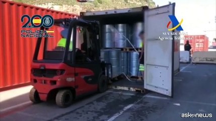 Barcellona, sequestrati al porto 13.000 chili di sostanze chimiche