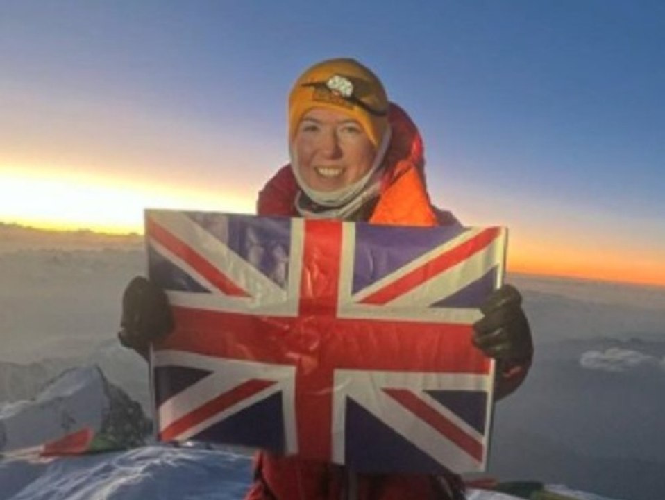 Britin erklimmt als jüngste frau alle 14 achttausender