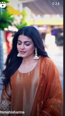 Gore Gore Mukhre itsmahisharma