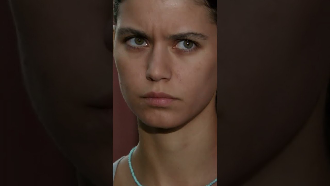 هدول التذاكر رح يأمنولك مستقبلك  | مسلسل فاطمة #shorts #fatmagülünsuçune