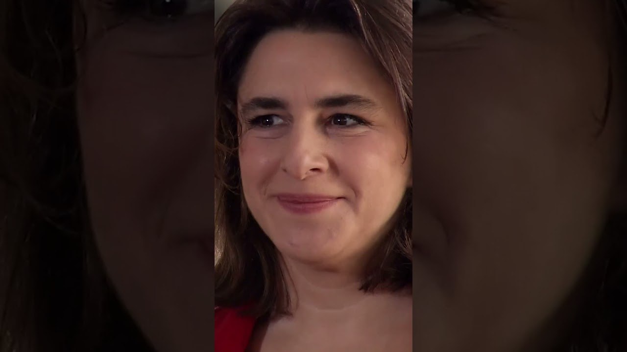 رح نحتفل عندك بالمطعم يا معلم سرور  | مسلسل فاطمة #shorts #fatmagülünsuçune