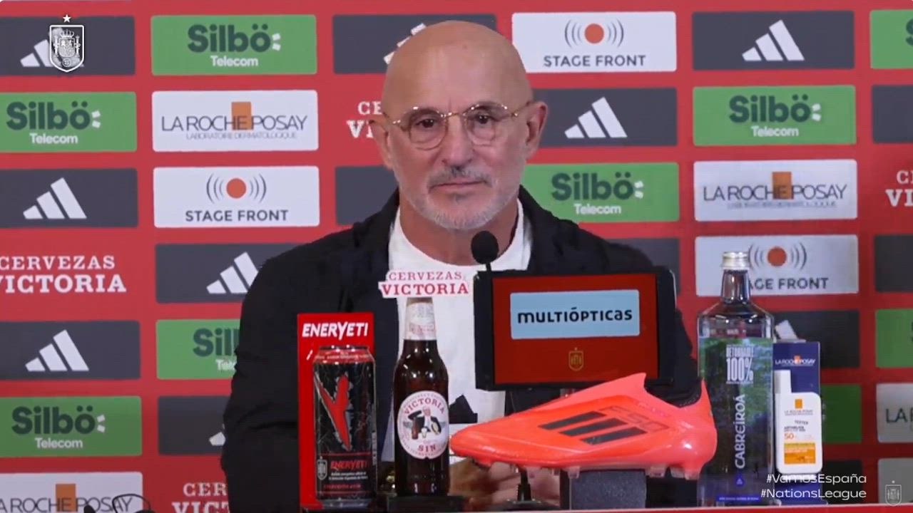 Rueda de prensa de Luis de la Fuente tras el España vs. Serbia