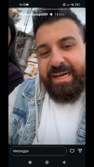 giudice alla sfilata di cani