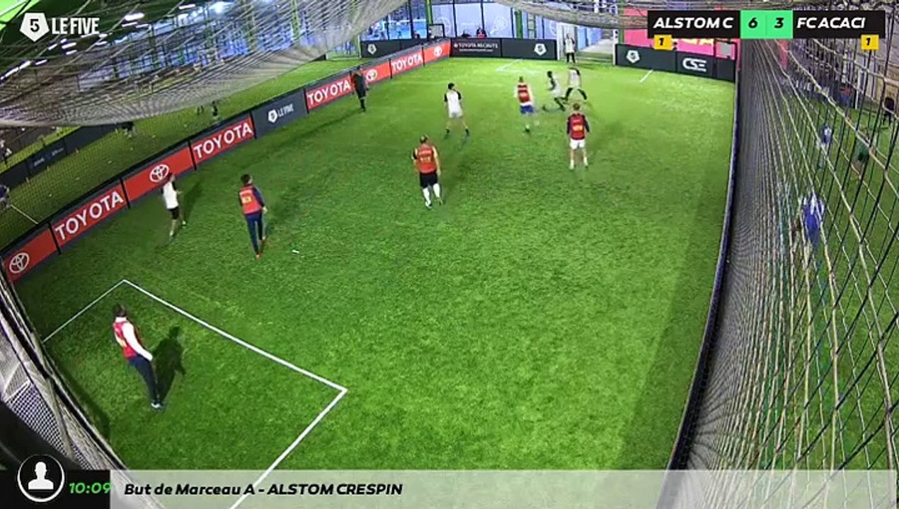 ALSTOM CRESPIN - FC ACACIAS 15/10 à 19:17 - Football Terrain Toyota (LeFive Valenciennes)