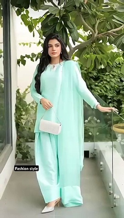 Laiba Khan And Yamuna zaidi and Saboor Ali Pakistani dresses shortfeed shorts
