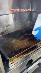 Pembersihan cepat dengan baki es batu dan panas tinggi 