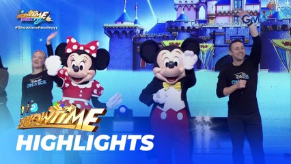 It's Showtime: Mickey Mouse and Minnie Mouse, BUMISITA SA ‘It’s Showtime’!