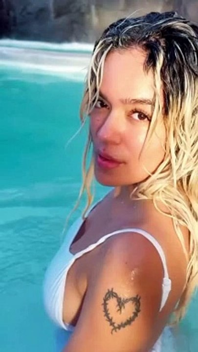 ¡Karol G seduce con su nuevo tema!