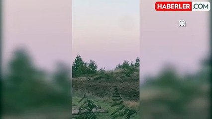 İnegöl'de Çiftçi Tarla Sürerken El Bombası Buldu