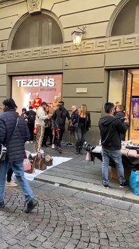 Pour être #heureux en ménage, il faut faire deux #concessions aux #femmes : d’une part leur faire croire qu’elles portent la #culotte, et d’autre part la leur laisser porter. Pas vrai #mariobalotelli #mariobalotelli #footballplayer