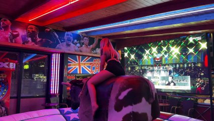 Two Funny Woomen  Ride on Bull in Benidorm ｜ mechanical Bull 4K Spain 2024 16