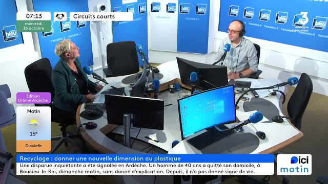 À Granges-lès-Beaumont, Atelier Stiloop recycle le plastique local et le transforme en accessoires et meubles