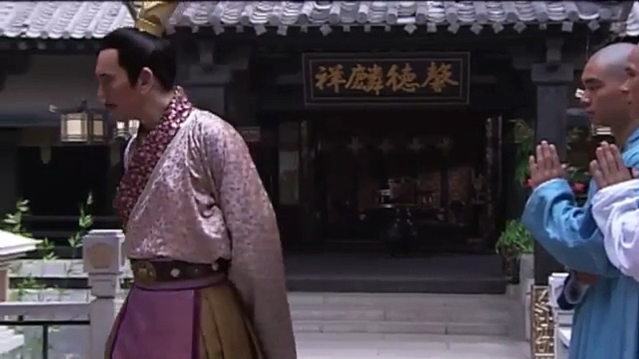 คนชั่วเข้ามาล้อมวัดเส้าหลิน แต่พระภิกษุวัยห้าขวบกลับเป็นปรมาจารย์และต่อสู้กับพวกมัน