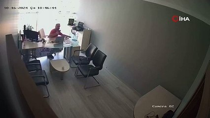 Elazığ'da depreme yakalananların paniği kameraya yansıdı!