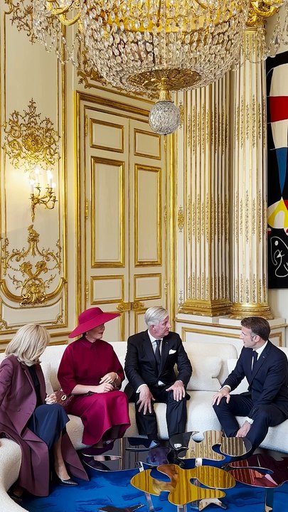 Emmanuel et Brigitte Macron reçoivent le roi et la reine de Belgique