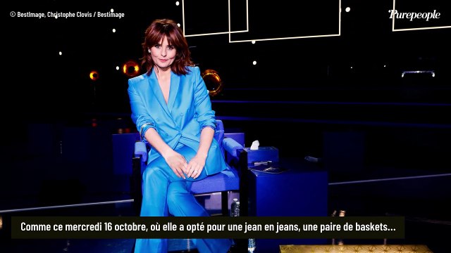 Dans le dressing de Faustine Bollaert : son t-shirt pile dans la tendance actuellement soldé fait sensation !