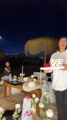 سبب مفاجئ وراء طلاق ام خالد..  انكشف المستور